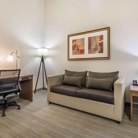 Country Inn & Suites By Radisson, Watertown, Sd Εξωτερικό φωτογραφία