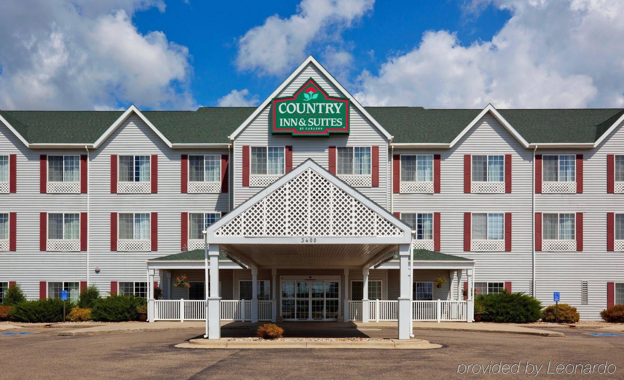 Country Inn & Suites By Radisson, Watertown, Sd Εξωτερικό φωτογραφία