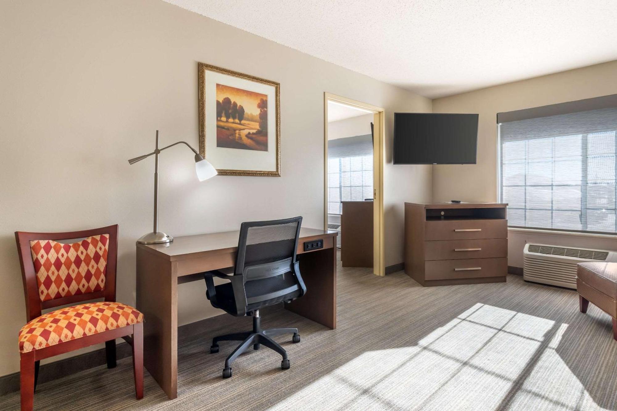 Country Inn & Suites By Radisson, Watertown, Sd Εξωτερικό φωτογραφία