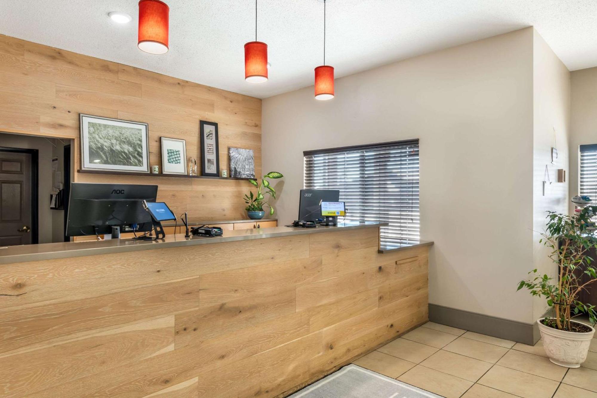 Country Inn & Suites By Radisson, Watertown, Sd Εξωτερικό φωτογραφία
